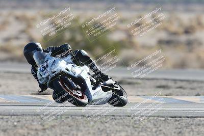 media/Dec-07-2025-CVMA (Sun) [[3e7d2de5dc]]/Race 12- Formula 40 MW and LW/